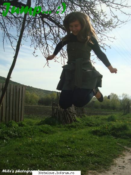 poze cu mine, desi nu sunt foarte reusite... in fine  :d photo of smile :]